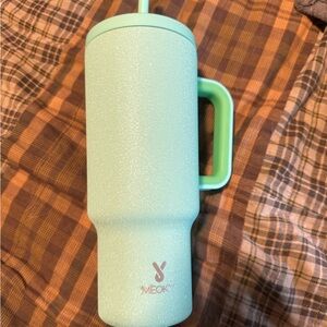 Meoky 40 oz Tumbler Mint Green